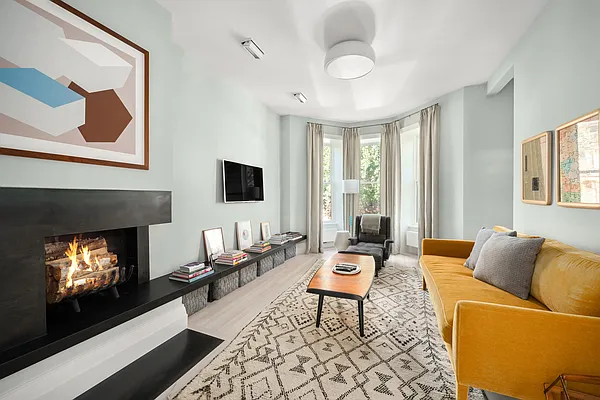 Sold by Compass | media 12