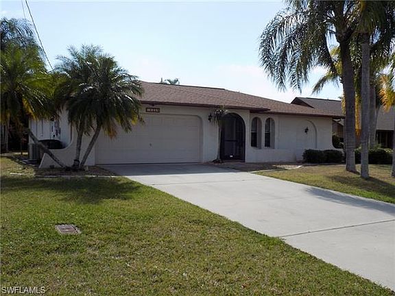 3rd image of 1218 SW 51st Ter