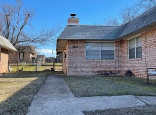 162 NE 12th St, Moore, OK 73160