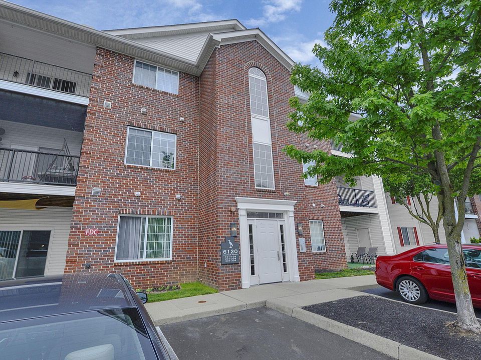 1st image of 6120 Harbour Pointe Unit 202