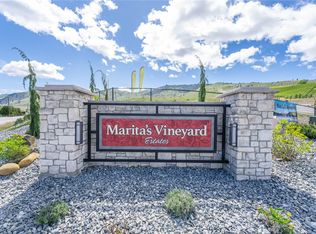 72 Loretta Ln, Chelan, WA 98816