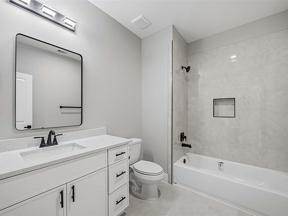 5th image of 7912 James Franklin St