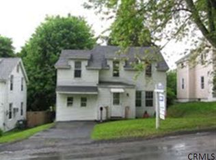 225 Maryland Ave E, Rensselaer, NY 12144