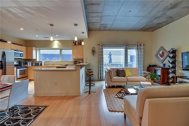 1st image of 1101 18th Ave S APT 204