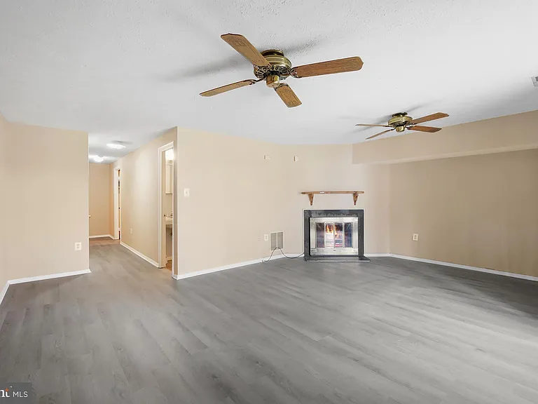 3 Brucester Bridge Ct — Photo 31