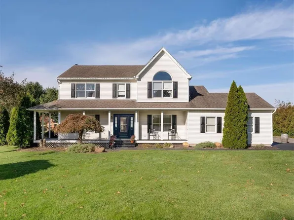 119 May Drive, Baiting Hollow, NY 11933