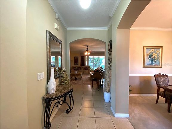 5th image of 565 Rob Roy Dr