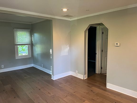 5th image of 519 Arbor Dr