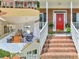 1425 Holly Manor Dr, Loganville, GA 30052