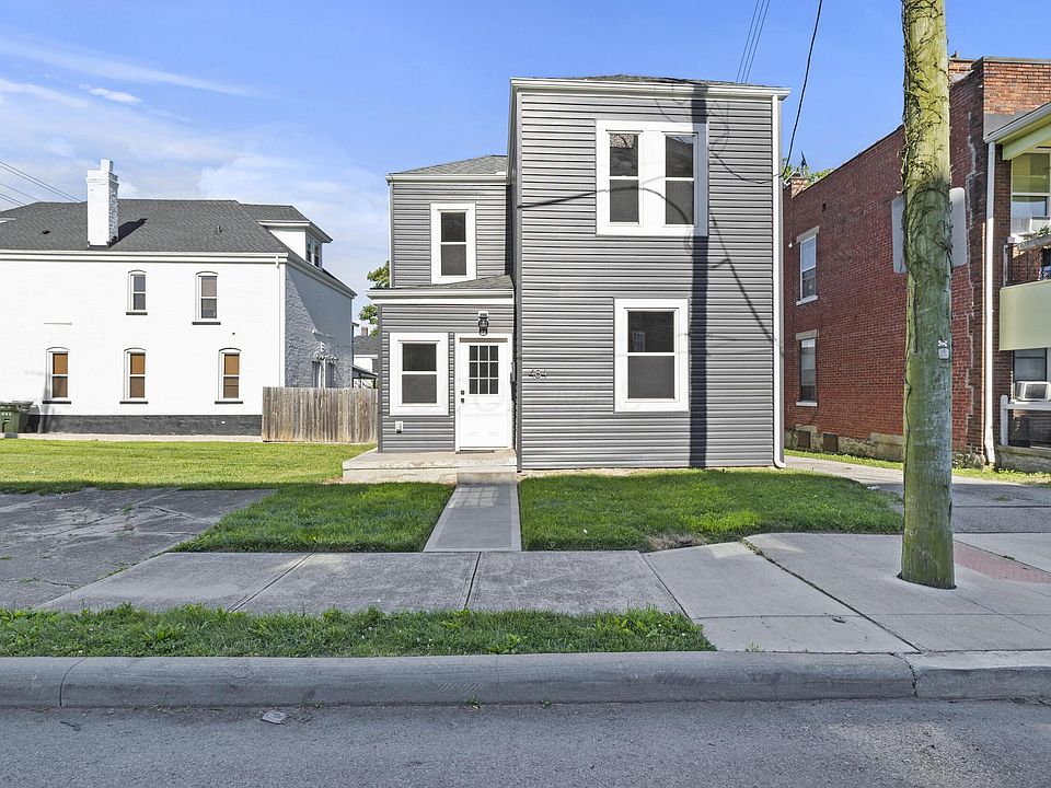 1st image of 484 Seymour Ave