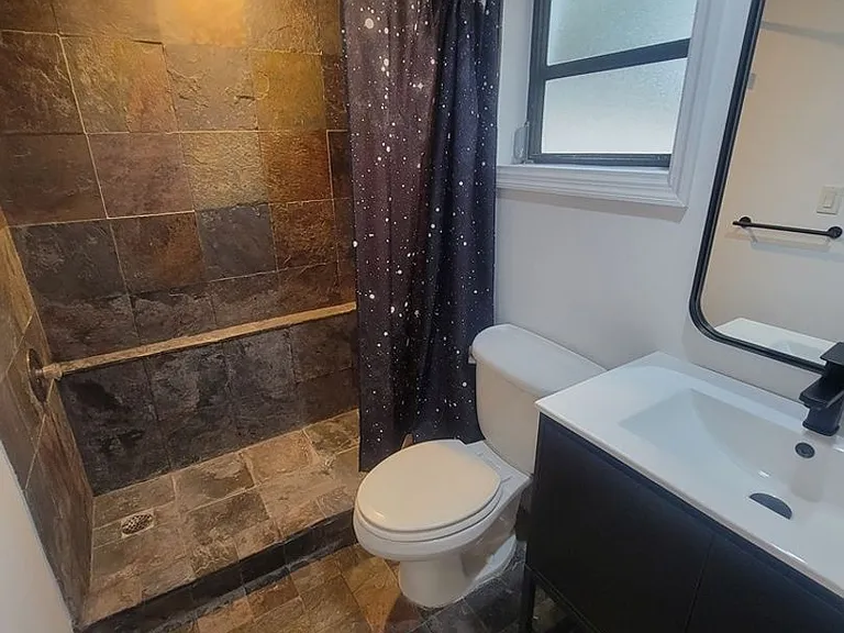 2142 Bradford St #325 — Photo 14