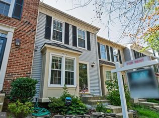 8550 Springfield Oaks Dr, Springfield, VA 22153