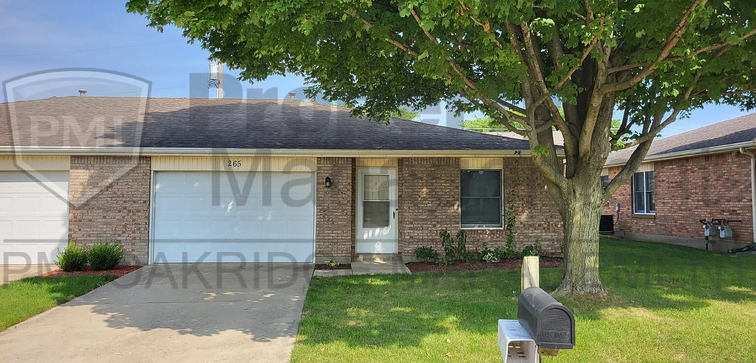 2 bed, 2.0 bath, 1067 sqft, $1,250 — Photo 1