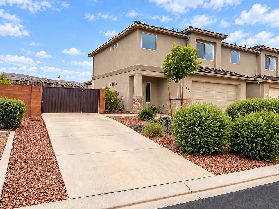 670 S Breann Dr #TOWNHOME