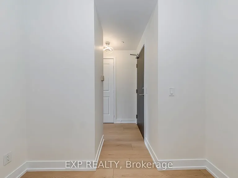 68 Merton St #610 — Photo 8
