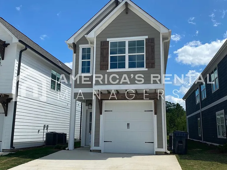 216 Creek Run Way — Photo 1
