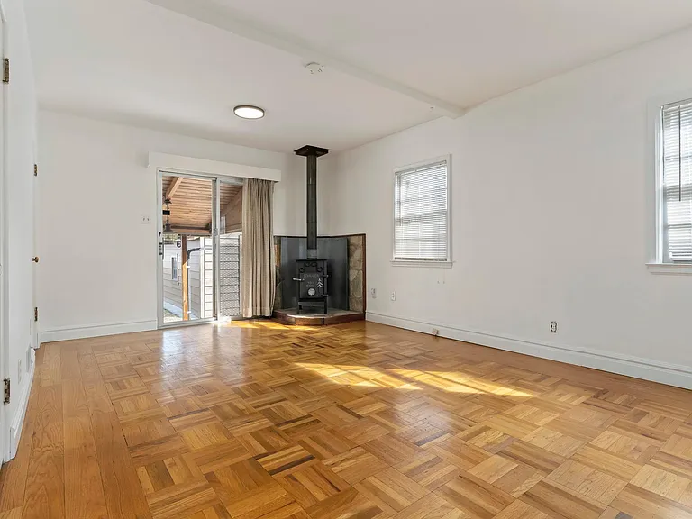 1465 E Redondo Ave S — Photo 13