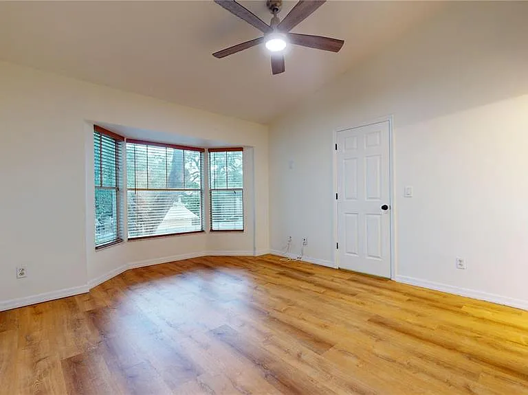 315 S Edison Ave #15 — Photo 17