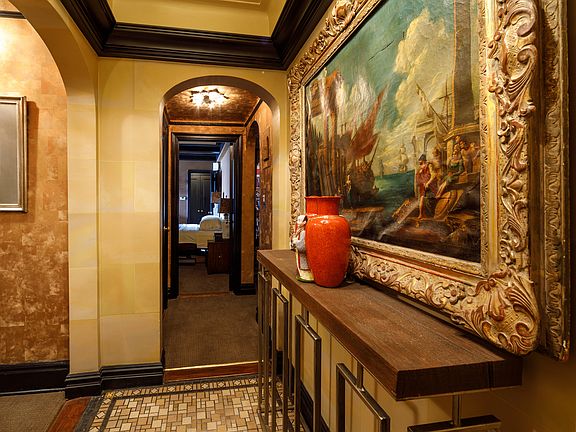 2nd image of 7 Park Ave APT 14D