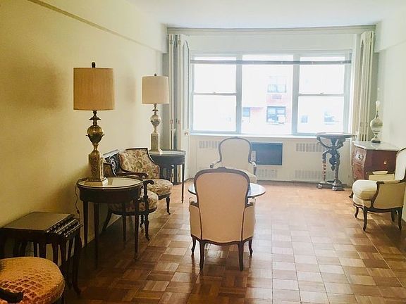 3rd image of 45 Sutton Pl S APT 3O