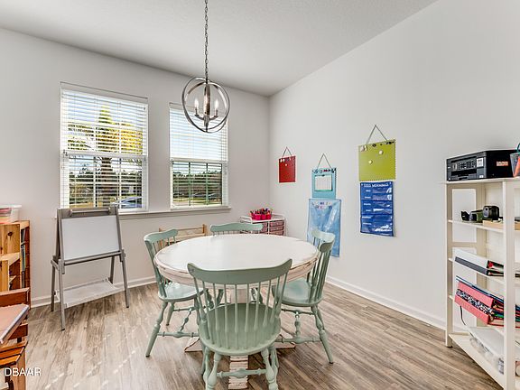5th image of 83 Pergola Pl