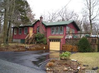 68 Beacon Dr, Sound Beach, NY 11789