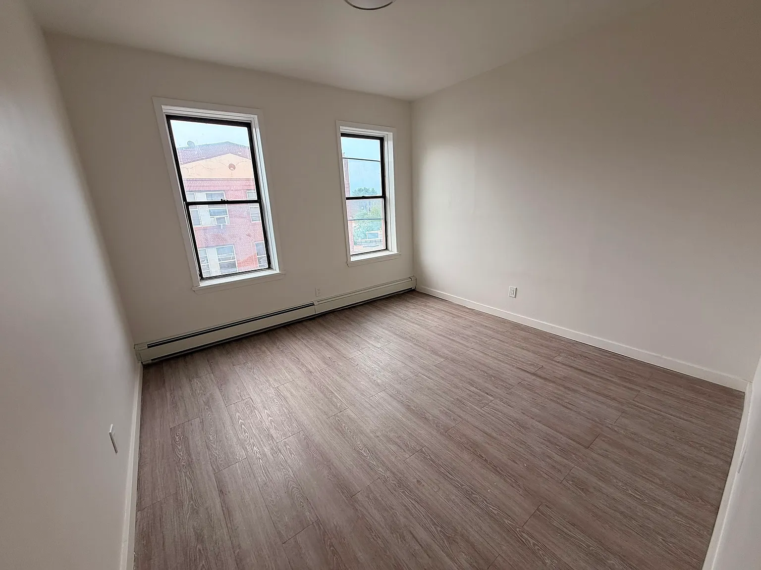196 Clinton Ave — Photo 3