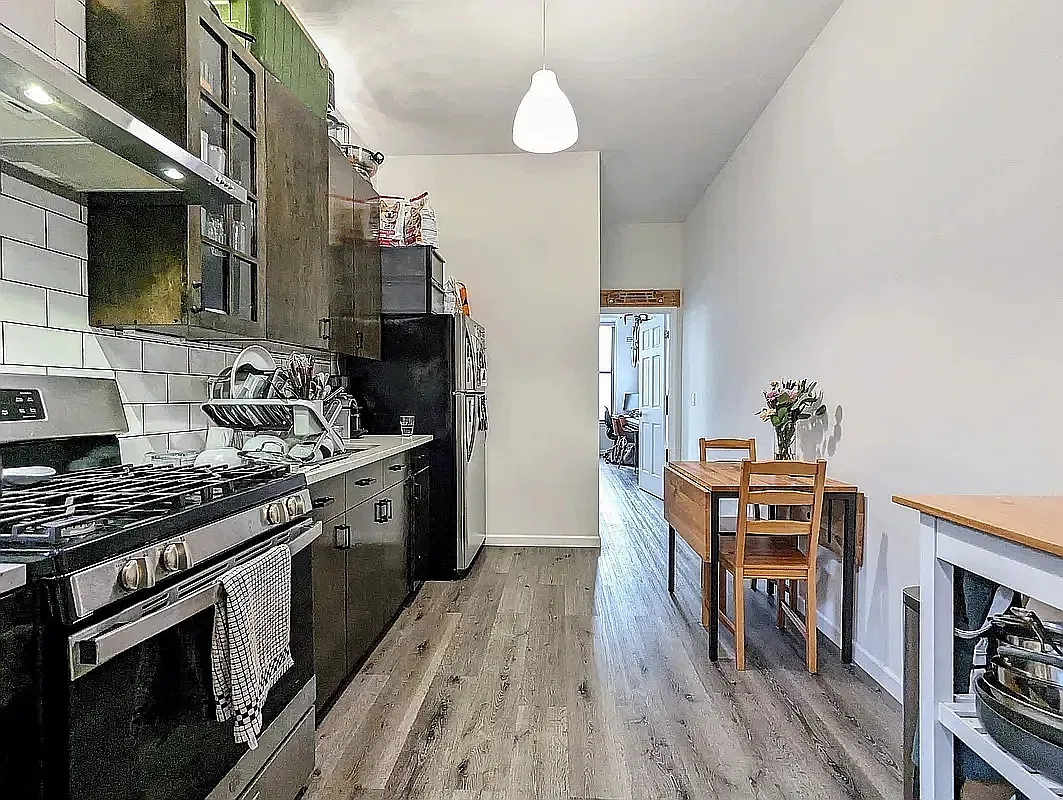 220 Stockholm Street — Photo 3
