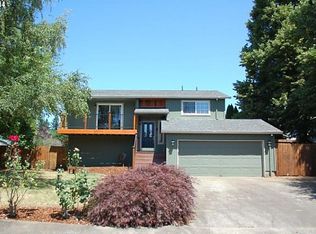 492 SW 11th Ave, Canby, OR 97013