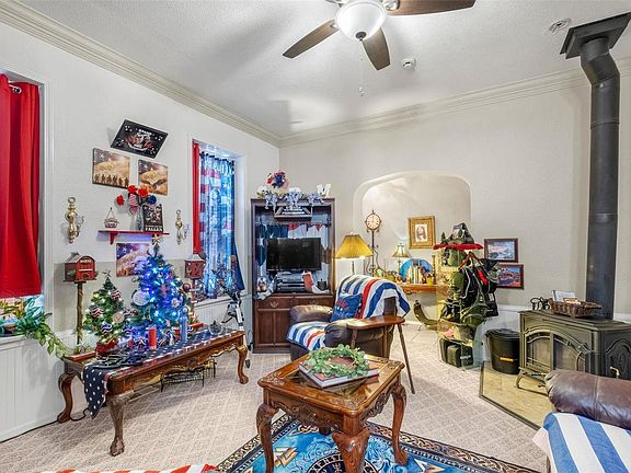 2nd image of 2848 Texas Ave
