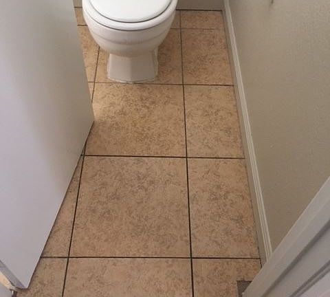 4th image of 15213 Paige Ave