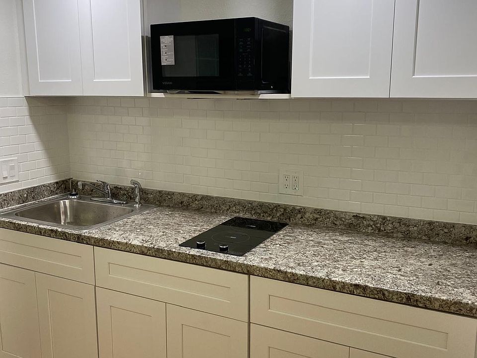 1st image of 6112 Chipola Cir