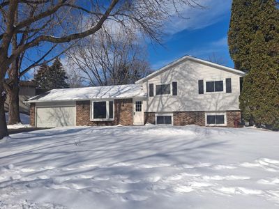 1704 James Pl, Burnsville, MN, 55337