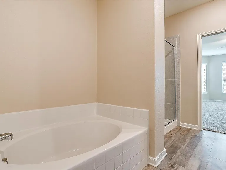 1025 McDonald Dr — Photo 19
