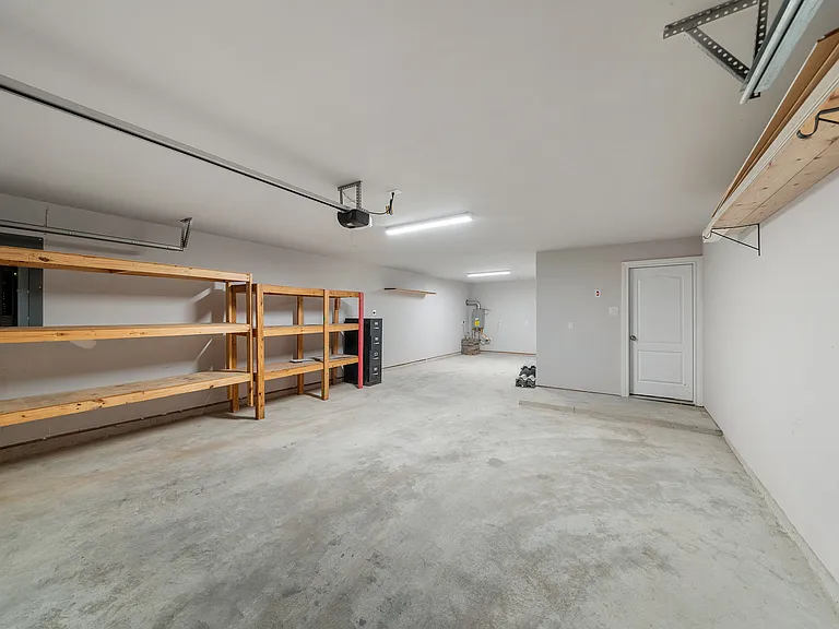1524 N Bluebonnet Ln — Photo 36