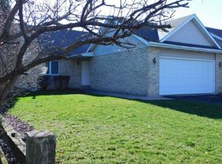 1456 Woodcreek Bnd, Rockford, IL 61108