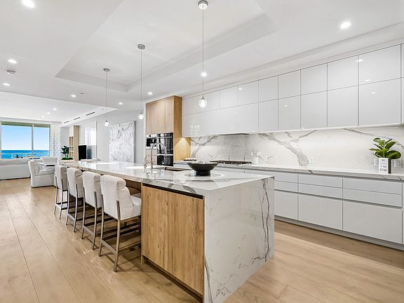 5th image of 1625 S Ocean Boulevard #10