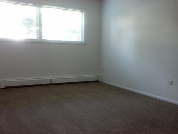 5th image of 1200 Avenue C #B