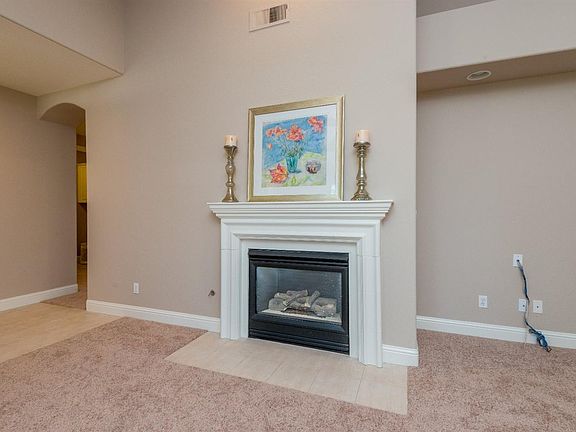 4th image of 9079 N Price Ave