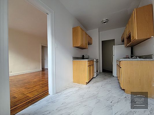 3rd image of 45-11 43rd Ave #2K