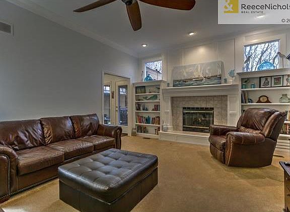 4th image of 7801 N Rhode Ave