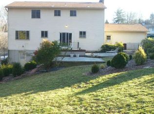 10324 Burnside Dr, Ellicott City, MD 21042