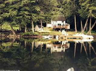 51 N Campers Point Rd, Readfield, ME 04355