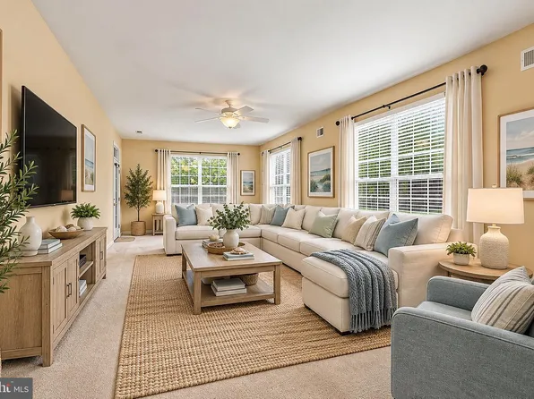 607 Timberline Ln, Whiting, NJ 08759