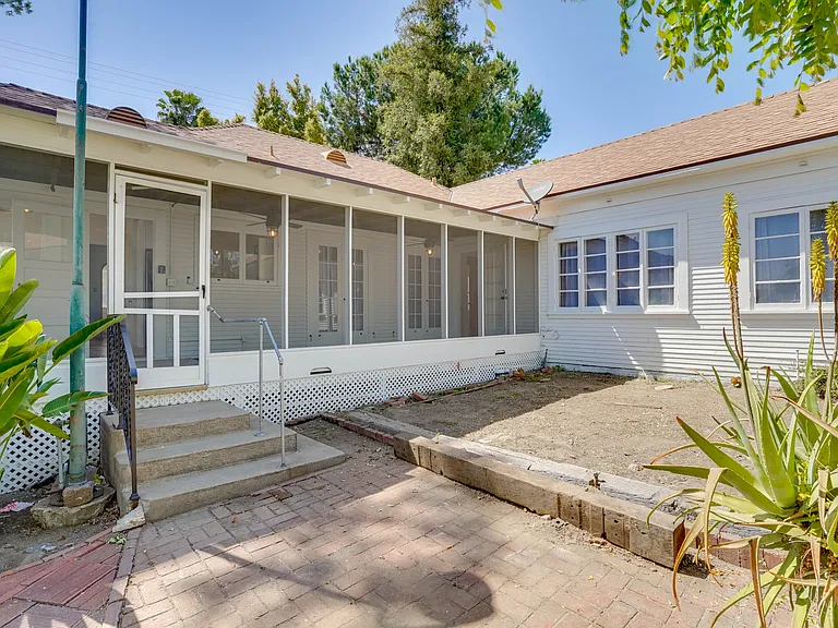 5991 Hellman Ave — Photo 37