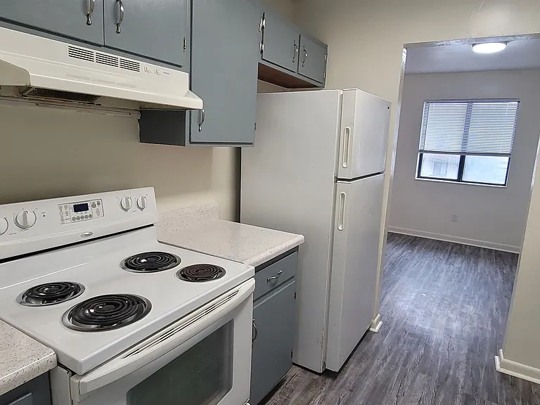 303 S Lipona Rd #101 — Photo 10