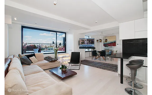 Rented by Douglas Elliman | media 19