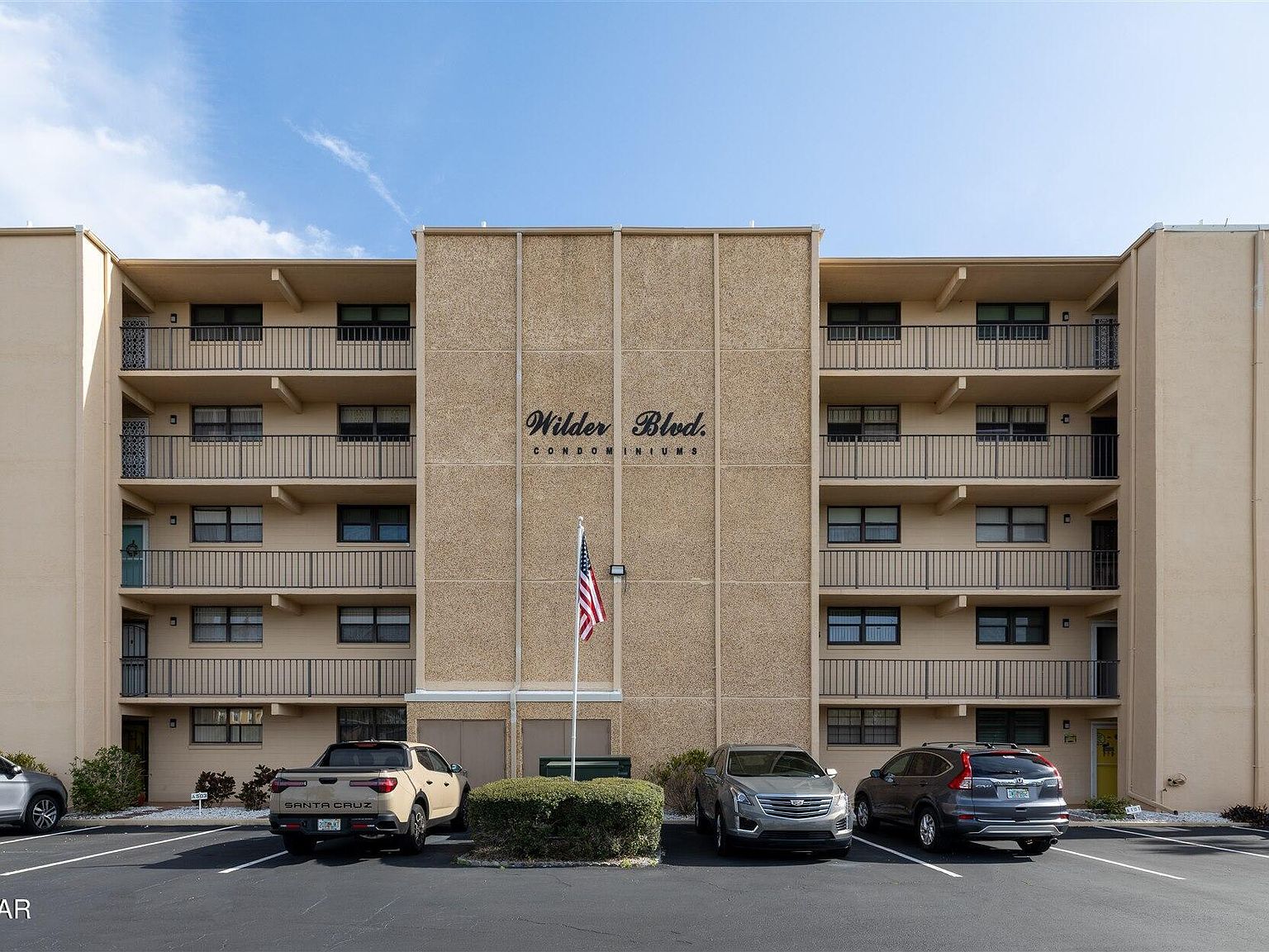 325 Wilder Blvd APT A102