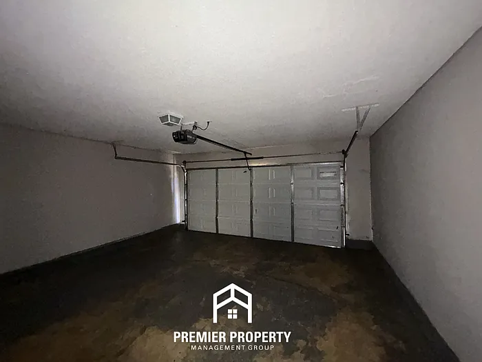 4985 Barrington Cv — Photo 27