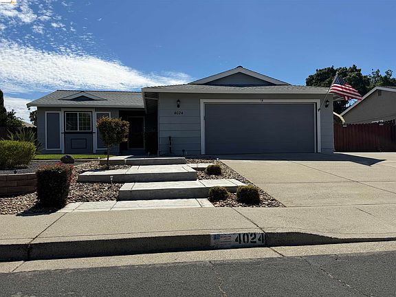 3rd image of 4024 Mellowood Dr